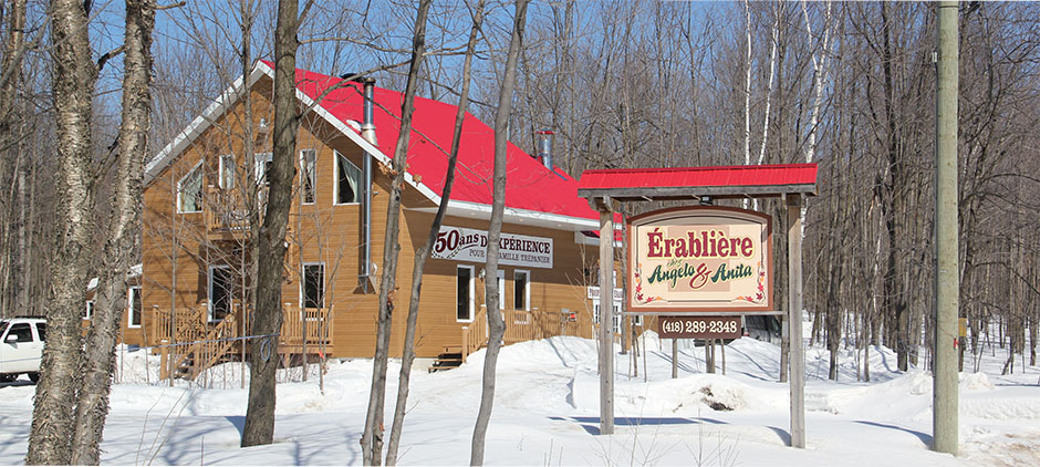 Extérieur de la cabane à sucre.